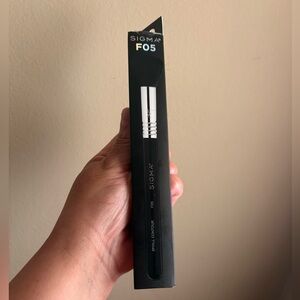 Sigma F05 Small Contour Brush Brand New Factory Sealed.